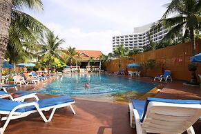 Twin Palms Resort