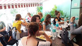 Hotel Amax Inn