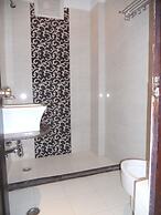 Hotel Amax Inn