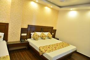 Hotel Amax Inn
