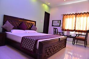 Hotel Amax Inn