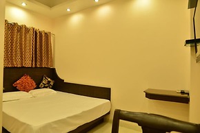 Hotel Amax Inn