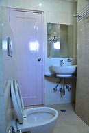 Hotel Amax Inn