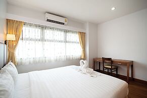 Lasalle Suites Hotel & Residence