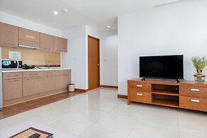 Lasalle Suites Hotel & Residence