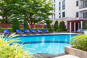 Lasalle Suites Hotel & Residence