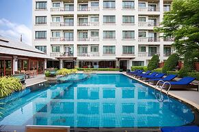 Lasalle Suites Hotel & Residence