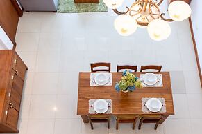 Lasalle Suites Hotel & Residence