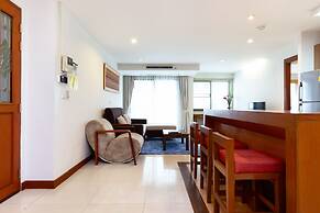 Lasalle Suites Hotel & Residence
