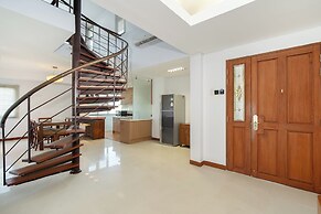 Lasalle Suites Hotel & Residence