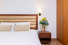 Lasalle Suites Hotel & Residence