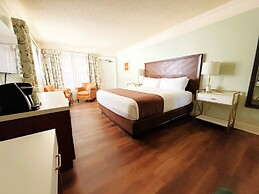 The Bayfront Inn