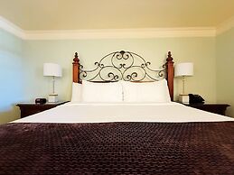 The Bayfront Inn