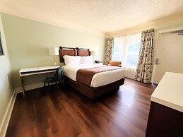 The Bayfront Inn