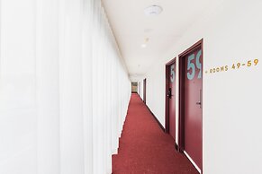 Statesman Hotel