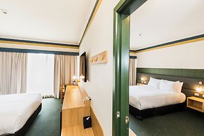 Statesman Hotel