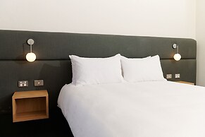 Statesman Hotel