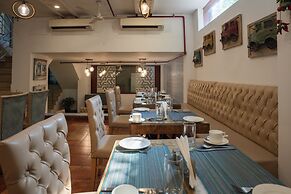 Ahuja Residency, Dlf Phase II