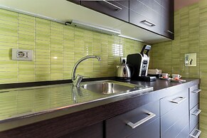 Moai Home