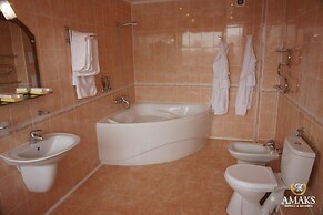 Amaks Hotel Azov