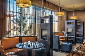 Courtyard by Marriott Winnipeg Airport