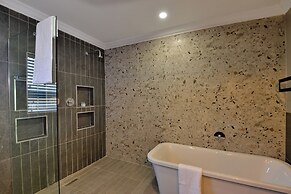 Seasons Golf, Leisure & Spa