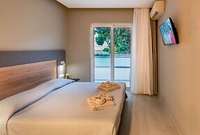 Sunday Hotel