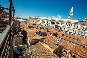 Hotel Antigo Trovatore