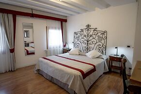 Hotel Antigo Trovatore