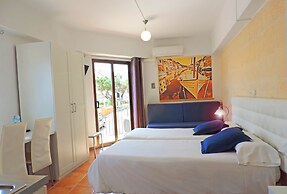 Marblau Hostal