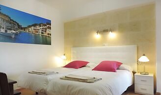 Marblau Hostal
