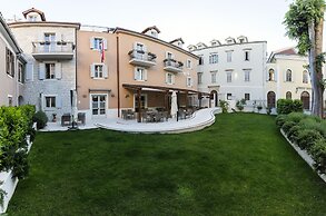 Hotel Marul