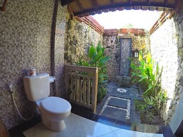 Man's Cottages and Spa