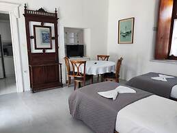 Achilleas Pension