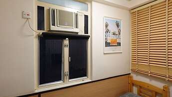 ALOHAS Hostel