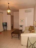 Lambrinos Suites