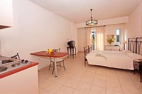 Lambrinos Suites