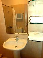 Lambrinos Suites
