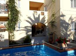 Lambrinos Suites