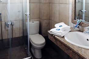 Drymna Hotel