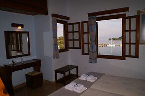 Drymna Hotel