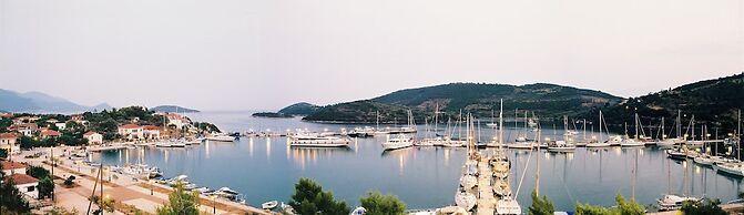 Drymna Hotel
