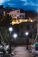 Drymna Hotel