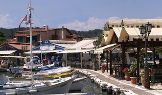 Drymna Hotel