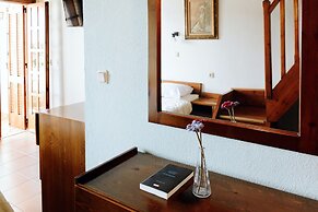 Drymna Hotel