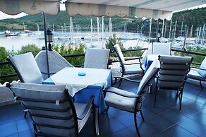 Drymna Hotel