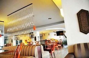 Losari Beach Hotel
