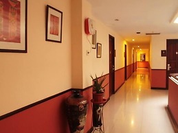 Losari Beach Hotel