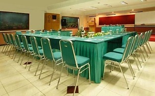 Losari Beach Inn