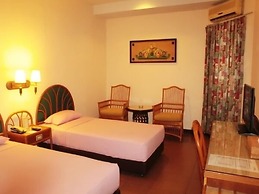 Losari Beach Inn